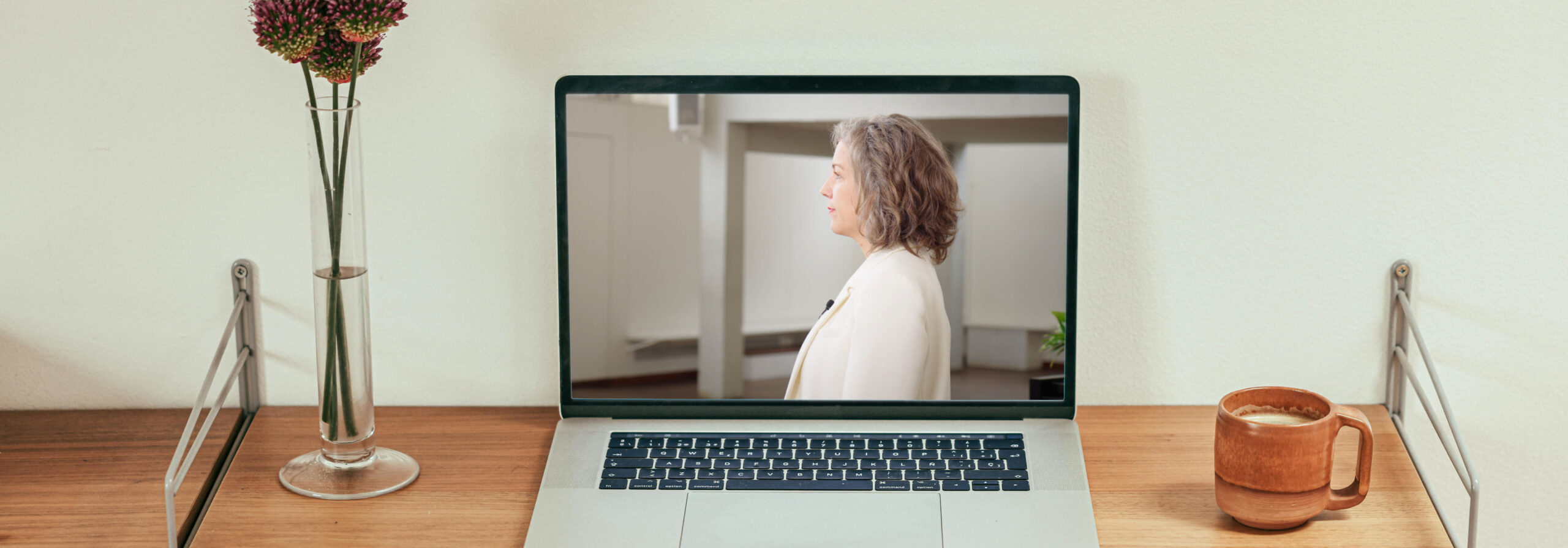 Headerbild: Videokurse von Sandra Borgarts